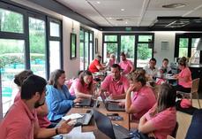 Mardi 3 juin, à Auch (Gers). Quelques heures avant l'ouverture du congrès, la délégation de Centre-Val de Loire s'est concertée sur les amendements à défendre dans le cadre du rapport d'orientation. 