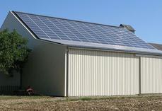 Depuis mars dernier, les conditions d'achat d'électricité pour les centrales solaires de moins de 500 kwc ont été modifiées en profondeur.