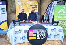 Mardi 2 décembre, à Châtillon-sur-Indre (Indre). La signature du nouveau Cap filière caprine 2025-2029 marque le lancement de quatre années d’actions pour dynamiser la filière régionale.