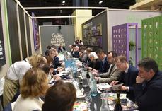 Lundi 23 février, à Paris. La délégation préfectorale a été accueillie au Hall 1 par la profession agricole avec un petit-déjeuner sur le stand Interbev.