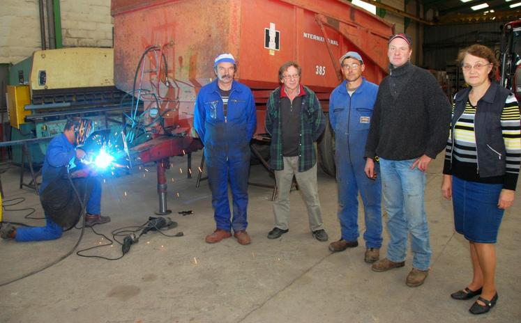 Le 16 octobre, à Authon-du-Perche. Fondée en 1946, spécialisée dans les bâtiments à charpente métallique, la société Gangnolle propose désormais tous types de travaux sur métaux aux agriculteurs.