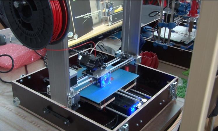 Le 20 novembre, à Orléans (Loiret). À l’Agora de l’innovation d’Open agrifood, l’entreprise Tobeca a montré son imprimante 3D à l’œuvre.