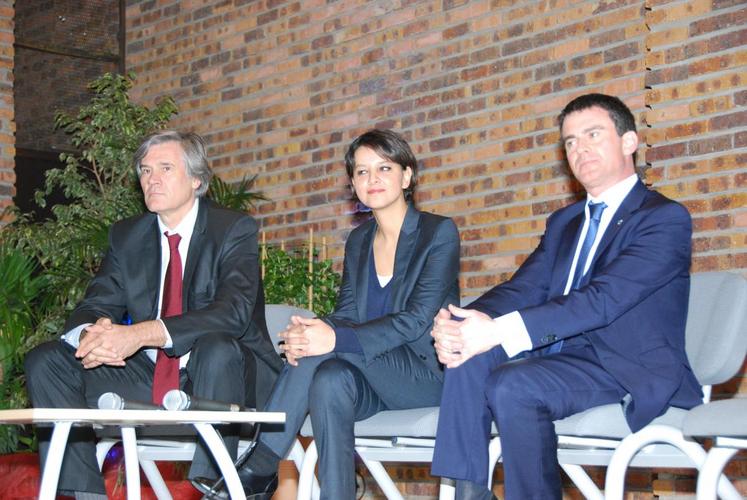 Brie-Comte-Robert, vendredi 23 janvier. Stéphane Le Foll, Najat Vallaud Belkacem et Manuel Valls ont répondu aux questions des élèves sur le thème des valeurs républicaines.