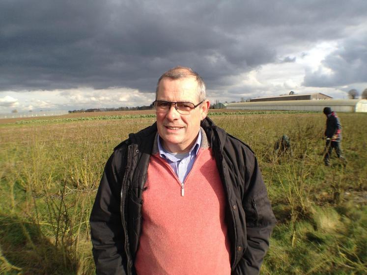 Coubert, mardi 3 février. Marc Lemarié, exploitant agricole, fait appel aux services de l’entreprise agricole apprenante de Seine-et-Marne. 