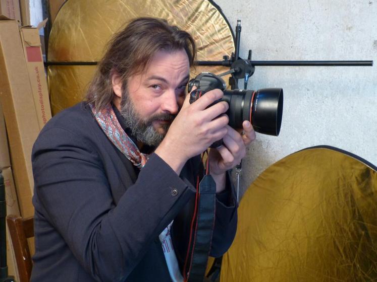 S’il s’oriente bel et bien vers l’art du portrait photographique, Ludovic Letot entretient un lien particulier avec Chambord puisqu’il en est l’un des photographes officiels.