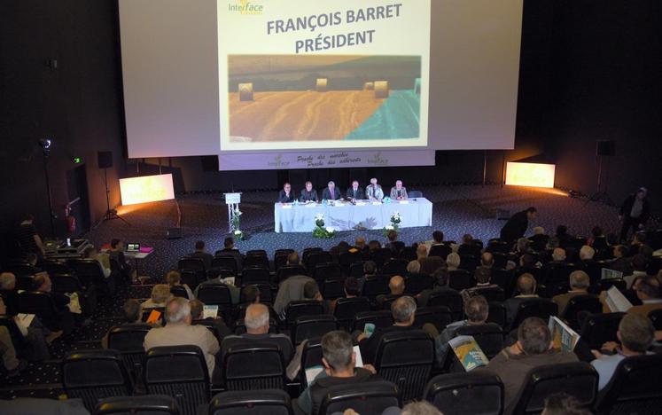 Le 4 décembre, à Dreux. La coopérative Interface céréales a tenu son assemblée générale annuelle au CinéCentre de Dreux.