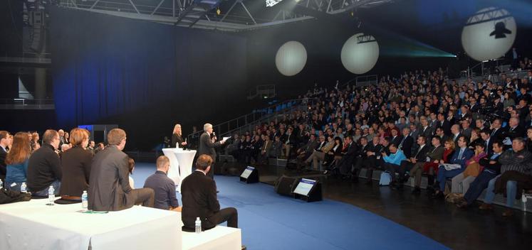 Le 14 décembre, à Orléans (Loiret). Le groupe Axéréal a organisé sa grande réunion d’information dans un Zénith plein à craquer.