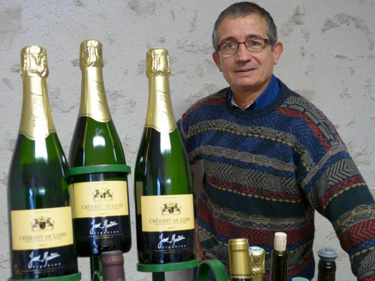 José Marteau, vigneron à Thenay, produit du crémant-de-loire depuis 1983.