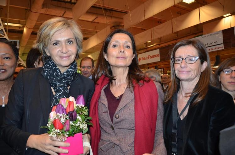 Paris, le 27 février. La présidente de la région Ile-de-France, Valérie Pécresse, a inauguré l’espace consacré à la région au Salon de l’agriculture, entourée d’Anne Chain-Larché et de Marion Zalay. 