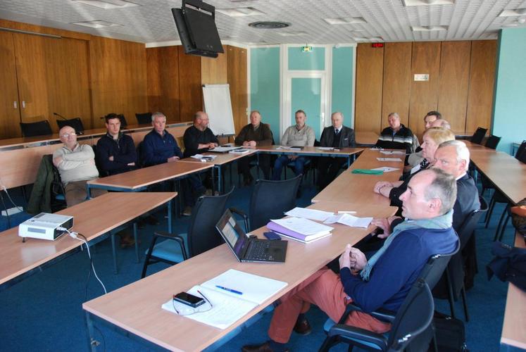 Amiens (Somme), jeudi 17 mars. La quinzaine d’éleveurs de gibier de chasse réunis en assemblée générale a longuement évoqué l’Influenza aviaire et l’arrêté biosécurité.