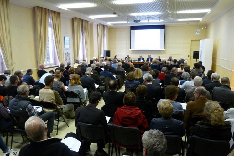 Saint-Nom-la-Bretêche (Yvelines), le 6 avril. L’Association patrimoniale de la plaine de Versailles et du plateau des Alluets a tenu son assemblée générale sous la présidence de Patrick Loisel.
(Photo Bergerie nationale)