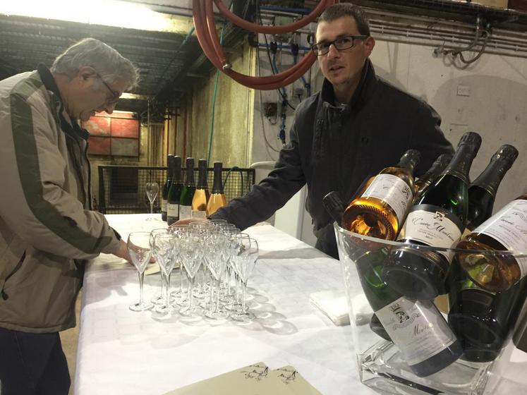 Le 30 avril, à Mont-prés-Chambord. La cave coopérative organisait des portes ouvertes pour ses clients.