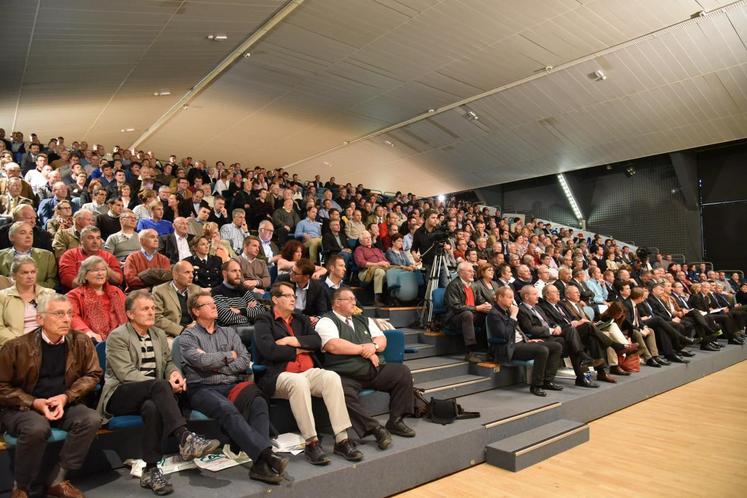 Coulommiers, mardi 24 mai. Exploitants agricoles, élus et représentants de l’État sont venus nombreux assister aux travaux de l’assemblée générale de la FDSEA 77.