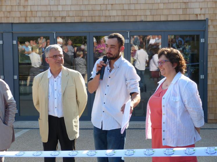 Didier, Loïc et Sylvie Ragot ont convié famille, amis et personnalités locales à leur inauguration.