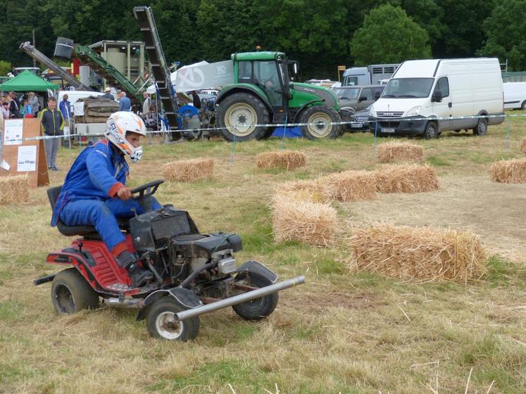 Une démonstation de Tracto-folie a fait sensation. 