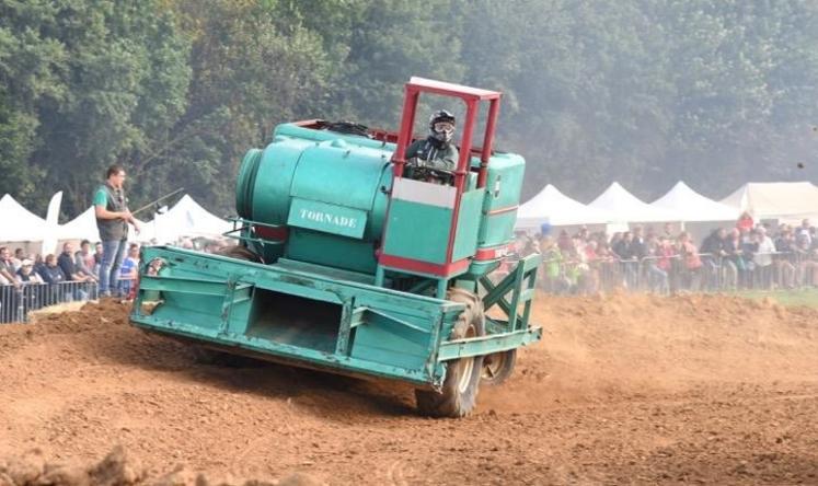 Avec un art consommé du pilotage, Cédric Tessier a survolé la finale du Moiss’batt’cross au volant de Tornade, une machine du canton de Senonches.

