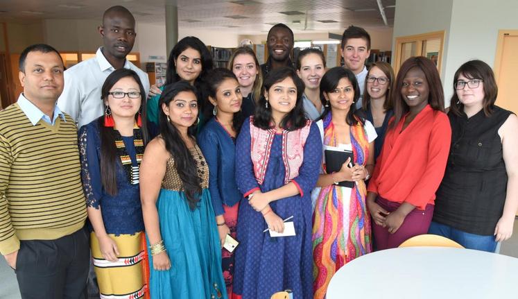 Le 29 septembre, à Sours. Une dizaine d’étudiants indiens et des membres du réseau Inde se sont retrouvés au lycée agricole de La Saussaye.