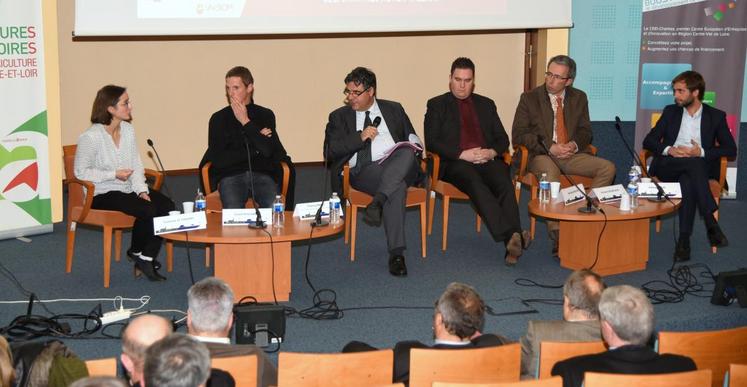 Le 12 décembre, à Chartres. Une table ronde à réuni cinq porteurs de projets lors des 9es Universités du soir consacrées à la valorisation industrielle de la biomasse agricole.