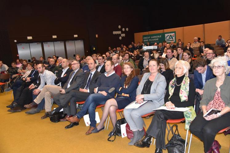 Le Mée-sur-Seine, vendredi 3 février. De nombreux élus assistaient à l’assemblée générale.