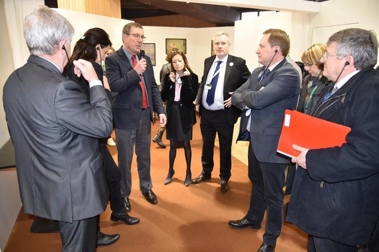 Sur le pavillon Ile-de-France, Gérard Hebert et Anne Cabrit, respectivement présidents du Cervia et de l’AEV ont expliqué avoir « mis en place un lieu pour accueillir tous les agriculteurs, avec un accent sur la recherche et l’innovation pour réduire notre empreinte environnementale ». 