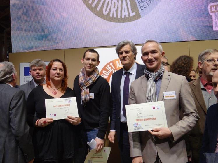 Au cours du Salon de l’agriculture, le ministre Stéphane Le Foll a désigné les lauréats du dispositif des Projets alimentaires territoriaux. Le projet francilien, porté par Terre et cité et soutenu par la chambre d’Agriculture, figure parmi eux. 