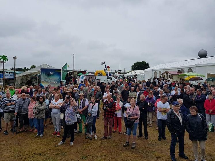 Le grand public a répondu présent pour fêter l’agriculture loir-et-chérienne et découvrir les stands, artisans, producteurs, éleveurs, commerçants et animaux