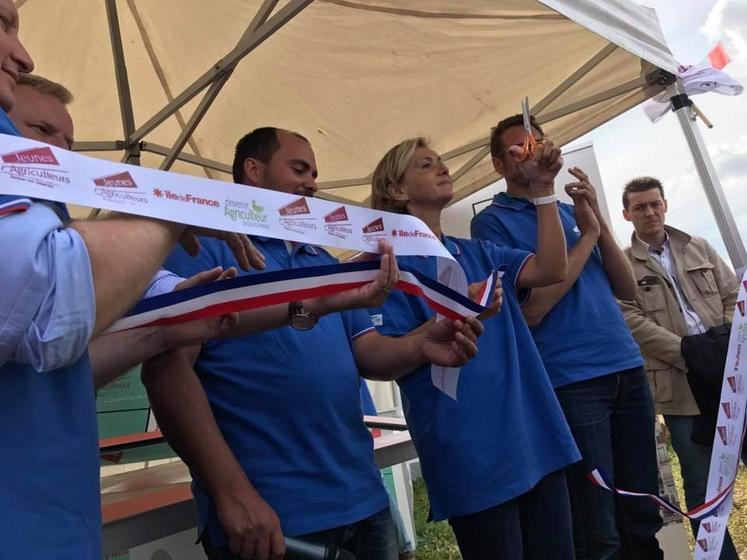 Inauguration du site Internet d’aide à l’installation en présence des responsables des OPA.