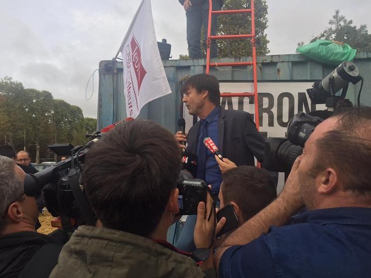 Nicolas Hulot, ministre de la Transition écologique, est venu discuter avec les exploitants.