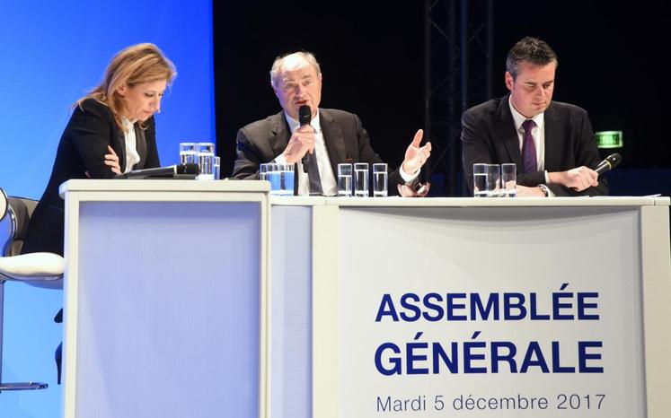 Le 5 décembre, à Chartres. La réunion annuelle d’information du groupe Scael a été l’occasion pour son président Philippe Voyet (au c.) et son directeur, Jean-Sebastien Loyer (à d.), d’annoncer la création d’un agri-quartier sur son site de Lucé.