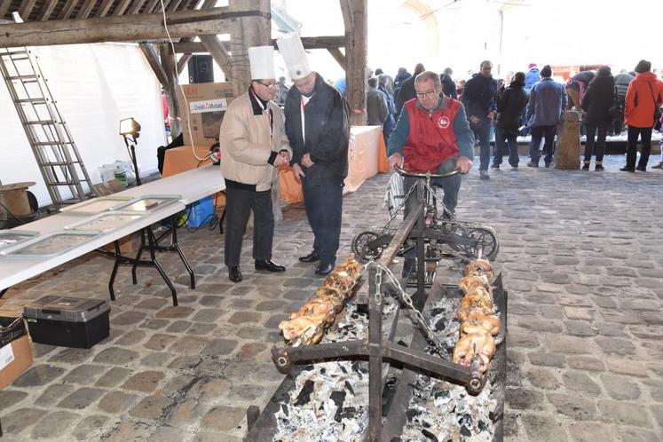 Tourne-broche à l’énergie humaine.