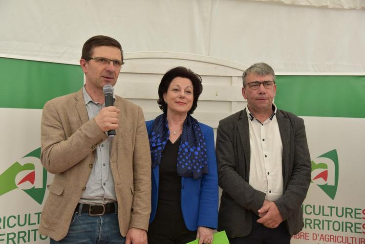 Le 6 avril à Neung-sur-Beuvron. Les élus locaux étaient présents lors du premier Forum des opportunités agricoles organisé par la chambre d’Agriculture de Loir-et-Cher.
