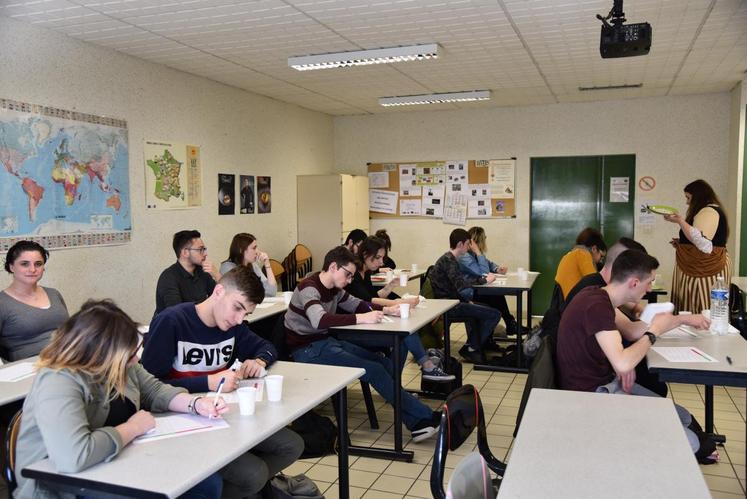 Le 11 mars à Blois. Une vingtaine d’apprenants du CFA interprofessionnel de la chambre des Métiers et de l’Artisanat de Loir-et-Cher ont participé à un atelier dégustation.