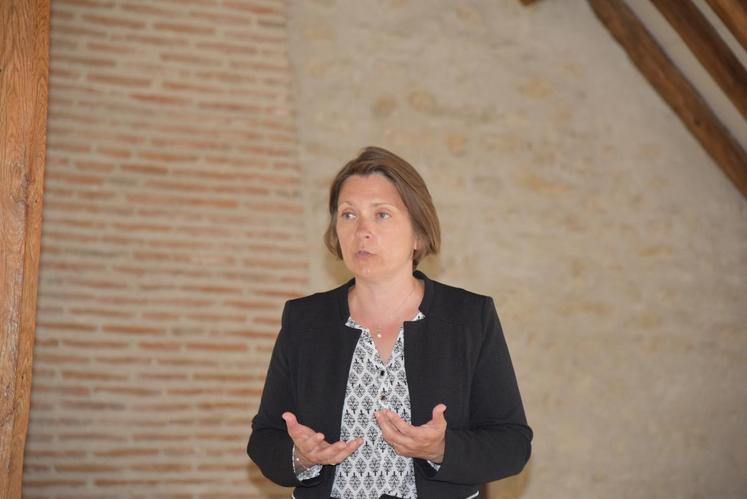 Le 22 mai à Blois. Angélique Vallée, directrice du CDPNE, a rappelé combien l’éradication de la grenouille taureau en Sologne permettra de participer à un enjeu mondial de lutte contre l’érosion de la biodiversité qui touche les populations d’amphibiens.