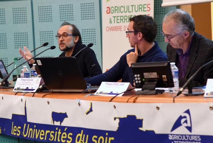 Le 5 novembre, à Chartres. Pascal Denoroy, ingénieur de l’Inra (à g.) a fait le point sur la recherche en matière de fertilisation P et K lors des 17e Universités du soir.