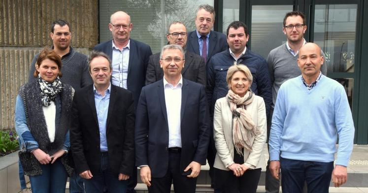 Le 4 mars, à Chartres. La chambre d’Agriculture d’Eure-et-Loir a élu son nouveau bureau, qui compte quatre nouveaux membres, et s’est donné Éric Thirouin (1er rang, au centre) pour président.