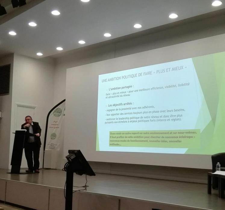 Le 4 avril, à Blois. Laurent Ferré, directeur de l’organisation et du développement FNSEA Centre-Val de Loire, a présenté le projet de groupe.
