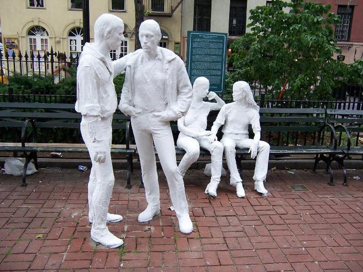 George Segal, Gay Liberation, 1980, Christopher Park, New York