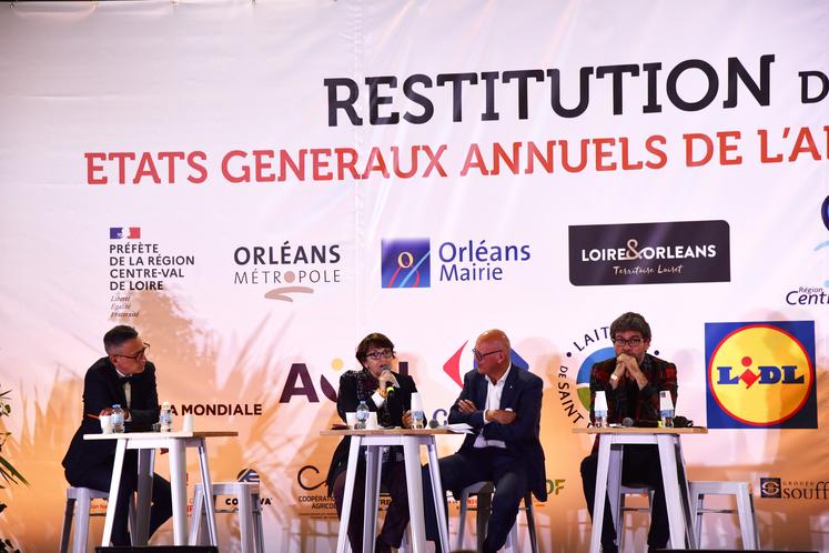 Christiane Lambert au micro de l'Open-Agrifood 2021.