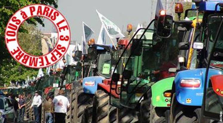 Action du 6 décembre 2013 : GMS Gien - Enlèvement de produits Lactalis des rayons.