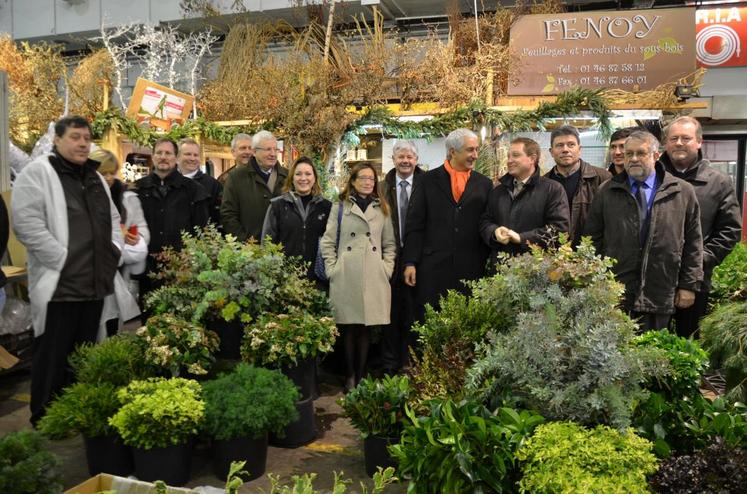 La visite du Min s’est achevée par le pavillon des fleurs, le petit poucet de Rungis avec seulement 230 millions d’euros de chiffres d’affaires annuels.