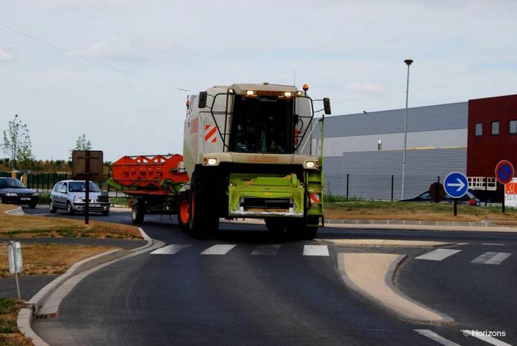 La circulation des engins agricole en secteur péri-urbain