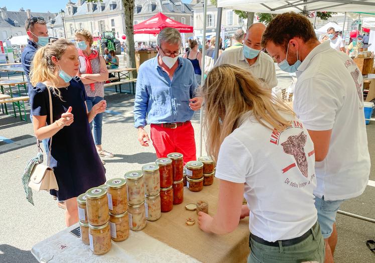 Le 13 juin, à Châteaudun. Le marché des producteurs de Plus belle la campagne.