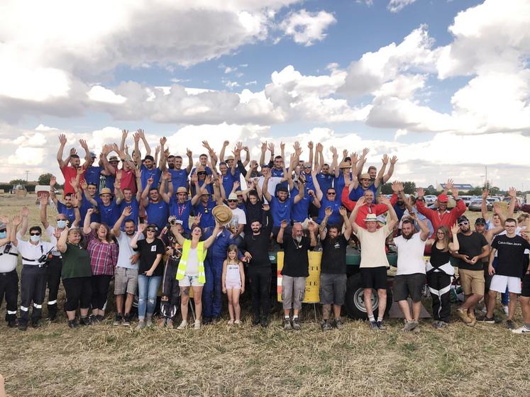 Terre en fête 2021. En fin de journée, après la remise des prix, bénévoles et coureurs étaient ravis de clore cette journée tous ensemble.