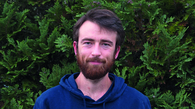 Brieuc Ménager fait le point le 6 septembre sur l'état de la vigne, quinze jours avant la date présumée des vendanges.