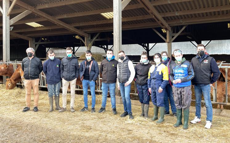 Le 6 janvier, à Saint-Ulphace (Sarthe). Huit élèves de la MFR de Beaumont-les-Autels se sont affrontés lors du concours départemental de jugement de bétail.