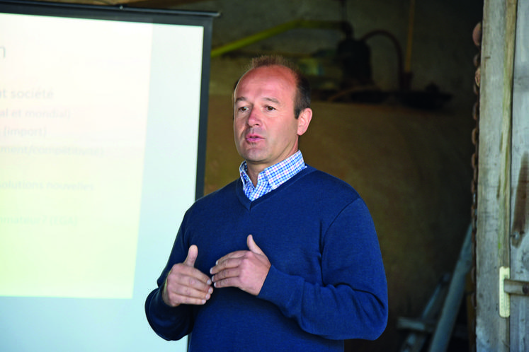 Alexandre Pelé, président de la CGB* Centre-Val de Loire	: «	La CGB Suvre pour défendre nos moyens de ­production	».