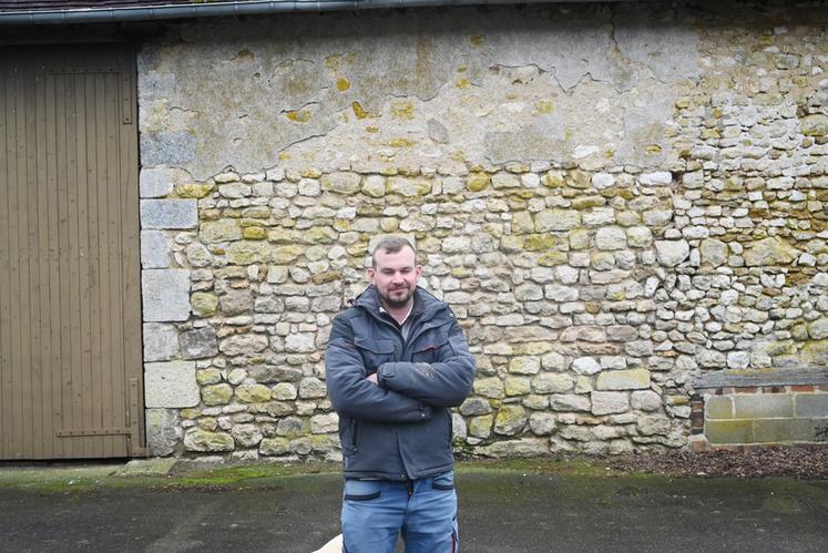 Pour Camille Chevais, polyculteur et éleveur de porcs, il faut anticiper dès maintenant les orientations agricoles de demain.