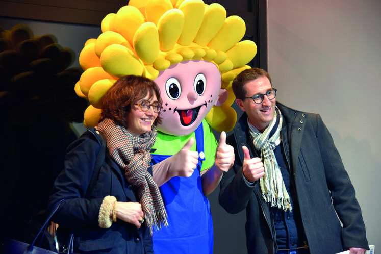 Partenaire institutionnel de l'événement, Sandrine Reverchon-Salle, directrice adjointe de la Direction départementale des Territoires a pris la pause comme tous les autres invités devant la photobox. 