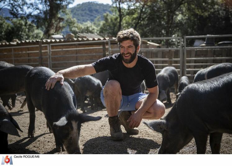 Sébastien, candidat de la saison 17 de L'Amour est dans le pré. 