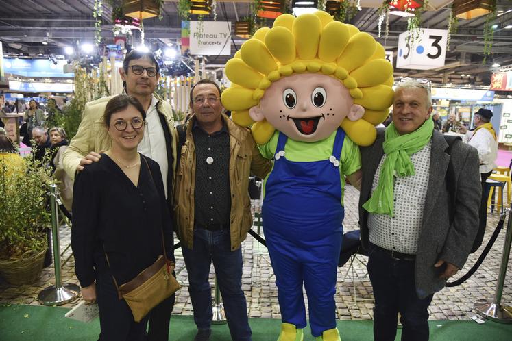 Le président de la chambre d’Agriculture du Loiret et le président de la FNSEA 45 soutiendront l’événement, notamment par l’animation du marché des producteurs.